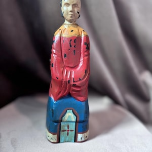 Hand-Carved Wooden Folk Art Figurine | Vintage Painted Primitive Statue | Rustic Collectible Home Décor