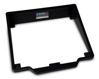 Puede incluir: Soporte para teclado de plástico negro con el texto "Club Keyboard" y "clubkeyboard.com" impreso en la parte superior.