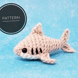 Sam the Shark Pattern- amigurumi pattern, crochet shark (DIGITAL PATTERN ONLY)