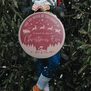 Rustic Christmas Eve Sign – Reindeer, Aged & Stained Decor