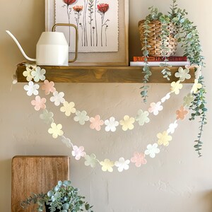 Daisy Felt Bunting Pastel Banner Made by: Fern and Love Felt Flower Garland Spring Home Decor Birthday Garland Photo Prop image 1