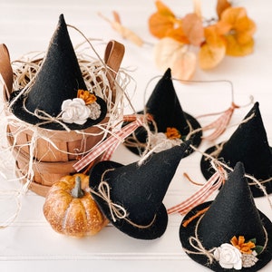 Felt Witch Hat Garland: Made By Fern+Love (Felt Halloween Decor) | Halloween Garland | Halloween Decorations  | Felt Garland