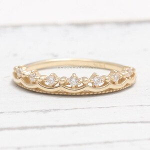 Genuine Diamonds Tiara Wave Line Solid Gold Wedding Band Ring, Diamonds Milgrain Crown Ring