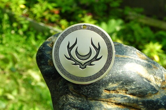 Eines Der Symbole Des Artemis Amuletts Gottin Der Jagd Etsy