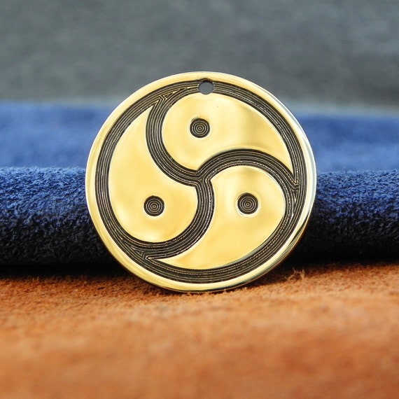 BDSM Symbol Necklace Bdsm pendant Triskelion Triskele | Etsy