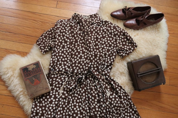 1940 Vintage Day Dress - Brown Floral