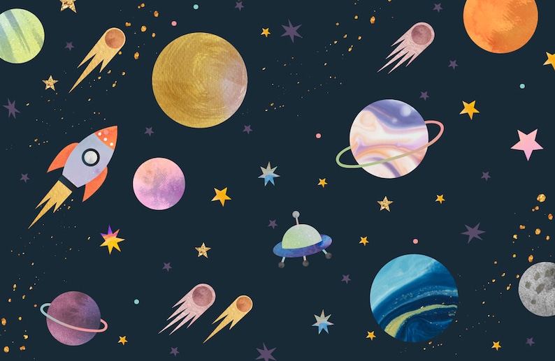 Pode incluir: Uma ilustra&ccedil;&atilde;o em aquarela de uma cena espacial azul escura com planetas, estrelas, cometas, um foguete, um OVNI e uma lua. Os planetas s&atilde;o pintados em tons de azul, rosa e dourado.
