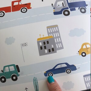 Carta da parati per bambini, carta da parati per auto per la stanza dei ragazzi, carta da parati per ragazzi per la camera da letto Peel & Stick, carta da parati per bambini asilo nido, carta da parati adesiva murale per bambini immagine 9