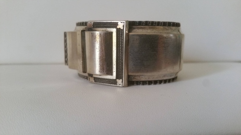 Antique Sterling Silver oval hinged buckle bangle