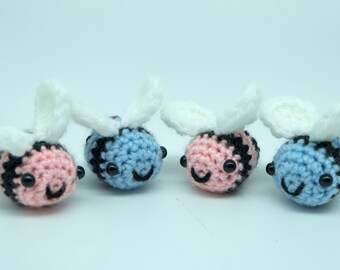 bee bumble bee blue pink crochet baby shower cute gift for her bumblebee keyring toy birthday gift keychain best friend gift keyring key fob