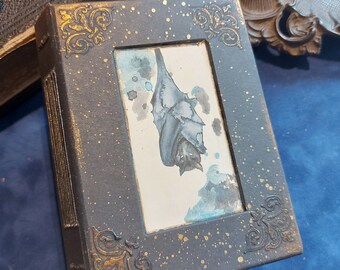 Bat junk journal | witchcraft | wildlife diary