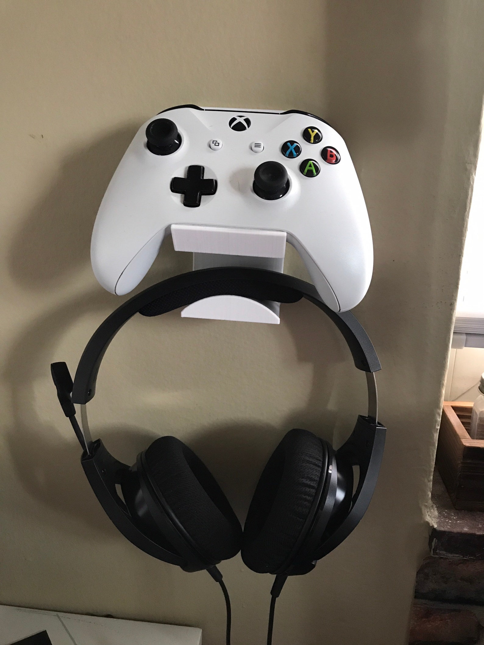 Wall mounted Xbox controller and headphone holder Etsy