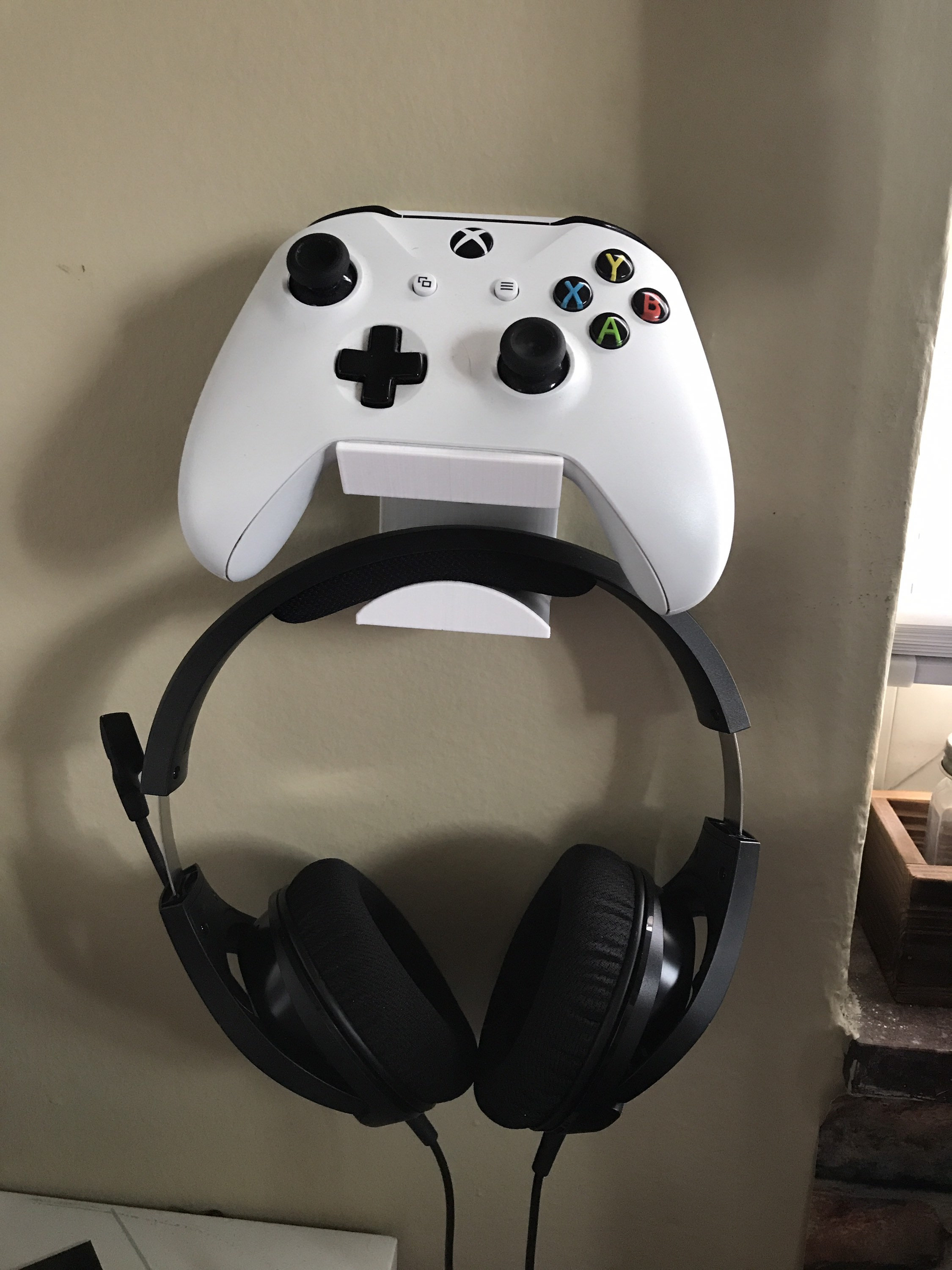 Wall mounted Xbox controller and headphone holder Etsy