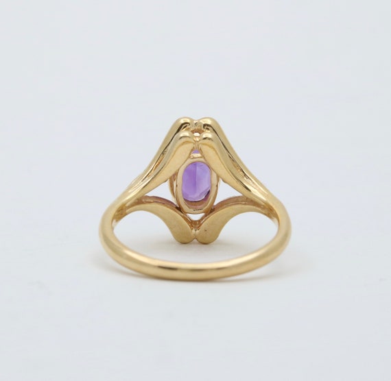 Vintage Oval Cut Amethyst and 14K Gold Ring - image 6