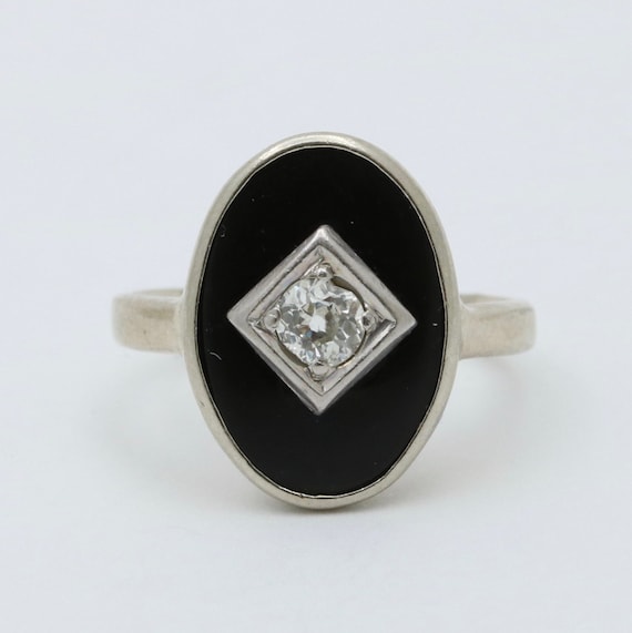 Art Deco Diamond and Onyx Ring