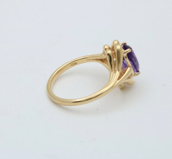 Vintage Oval Cut Amethyst and 14K Gold Ring - image 5