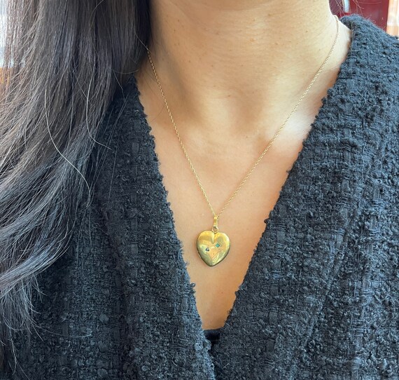 Victorian 18K Gold Heart-Shaped Locket, Antique T… - image 7