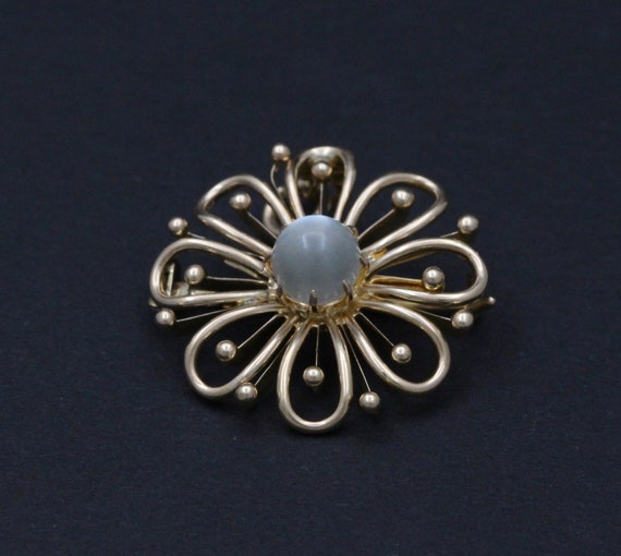 Vintage 14K Gold and Moonstone Flower Pendant, Pin - image 5