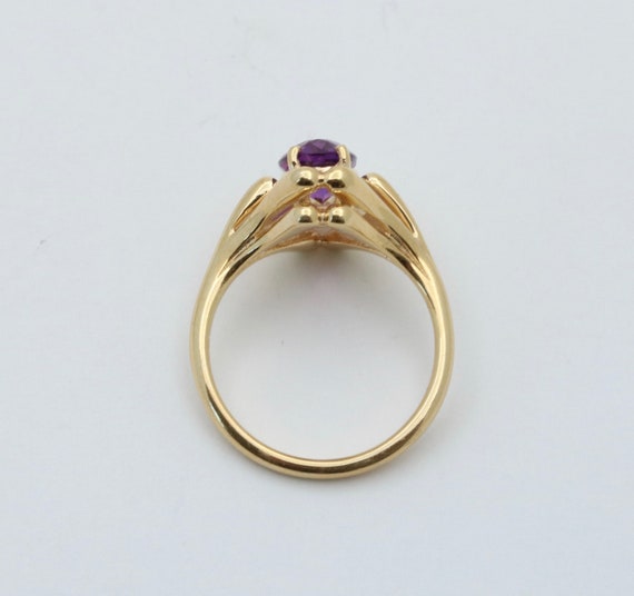 Vintage Oval Cut Amethyst and 14K Gold Ring - image 4