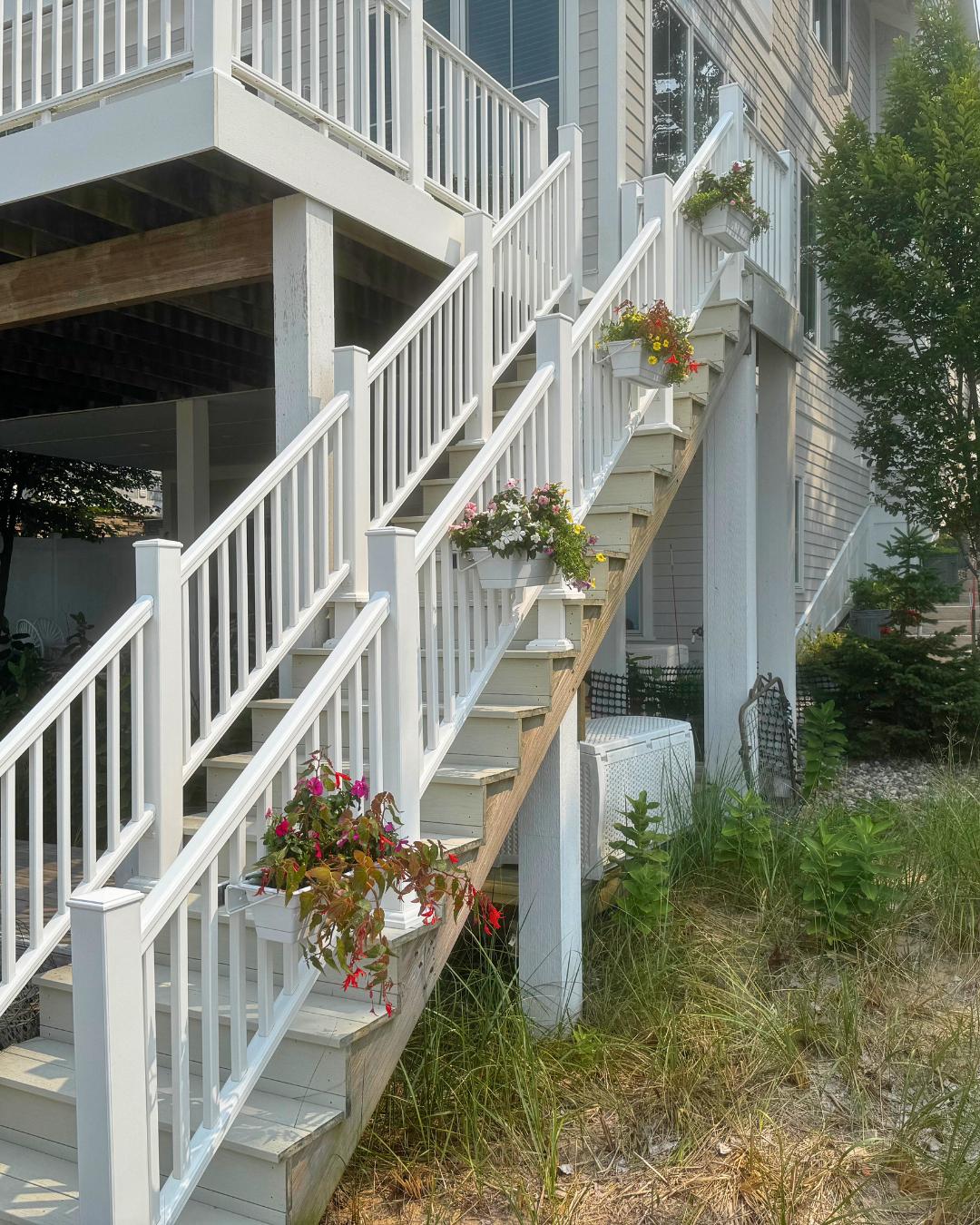 Partial Sun Railing Box Deck Railing Planter Box (2 Pack), Patio Flower Box, Tool-free ...