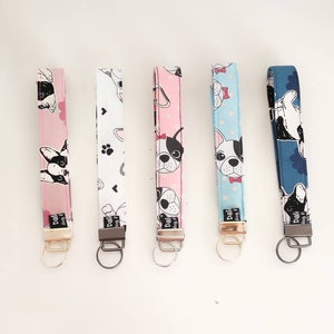 Französische Bulldogge Schlüsselanhänger aus Stoff, handgefertigt. Niedliche Accessoires, Geschenkidee für Bulldoggenliebhaber, Schlüsselanhänger für das Handgelenk der französischen Bulldogge