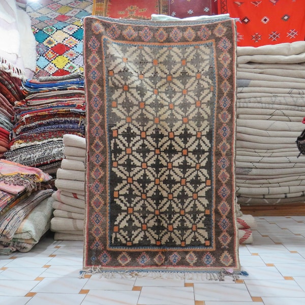 ANTIQUE boujâad rug authentic vintage moroccan berber rug