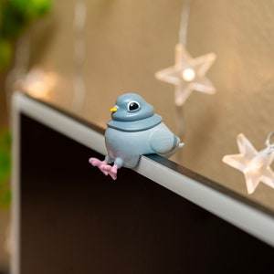 Cubierta estética para cámara web de iMac y decoración de escritorio: linda paloma, pintada a mano