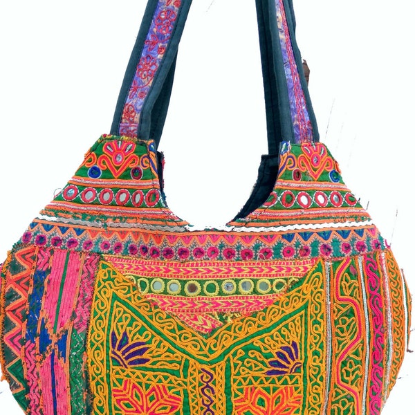 handmadeVintage Banjara Bag,Embroidered Handbag,Gypsy bag,market bagTribal Bag,  Ethnic Bag,Shoulder bag,Tote,  handicrafted Bag,Suzani bag