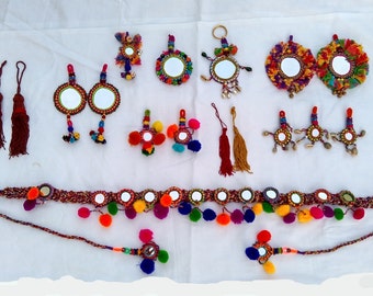 1 SET  Banjara Tassels,Handmade Tassels,Decoration Tassels,Mirror Tassels,Ethnic Tassels,Bohemian,pom pom tassels,keychain