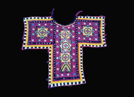 Beautiful Embroidered Indian Vintage Neck Yoke Handmade Applique Patch Denim Jacket Patch College Fashion Fabric Boutique Required,