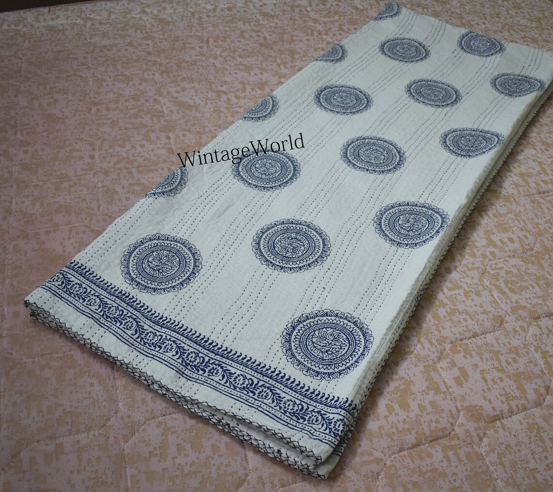 White Beautiful 3 Layer Fill Cotton Inside Blanket Coverlet Etsy