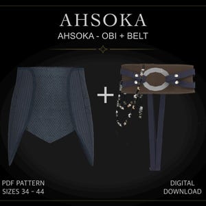 Könnte beinhalten: Ein digitales PDF-Schnittmuster für einen Ahsoka-Obi und Gürtel in den Größen 34-44. Das Bild zeigt einen dunkelblauen, strukturierten Obi mit spitzen Enden neben einem braunen Gürtel mit zentralem Ring, dunkelblauen Riemen und Perlen.