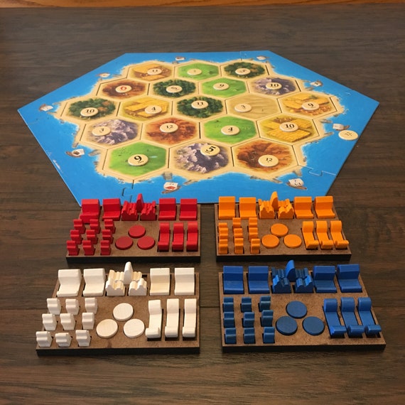 catan explorers & pirates
