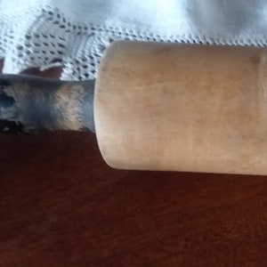 Wooden Dough Rolling Pin - Vintage