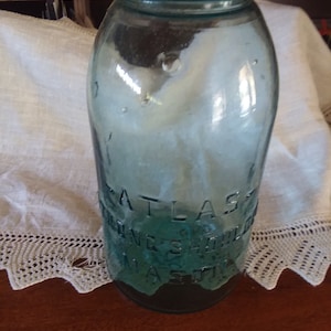 Atlas Strong Should Mason 1/2 Gallon Canning Jar w/Zinc Lid
