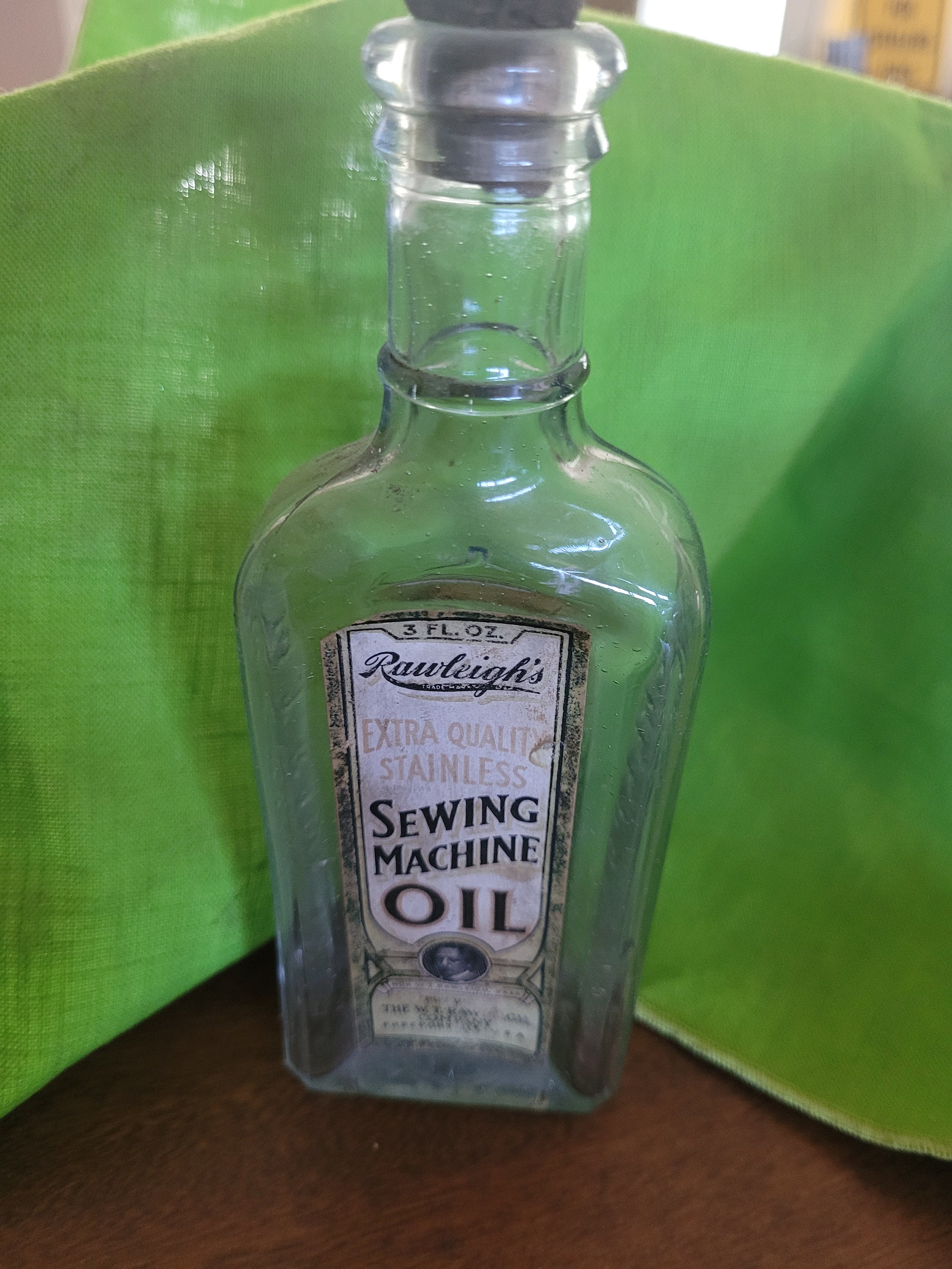 High-Grade Nye Clock Oil - 15ml bottle of oil with oiler
