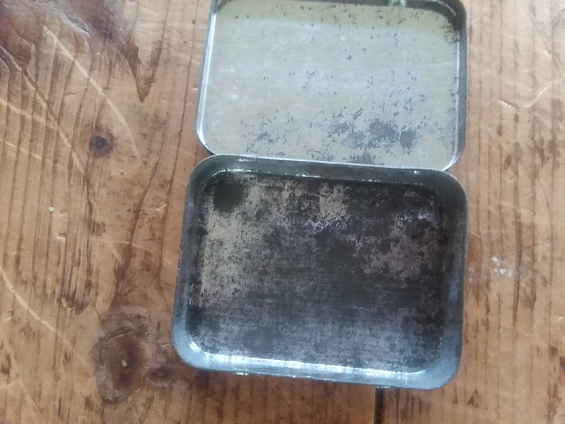 Vintage Sucrets Tin