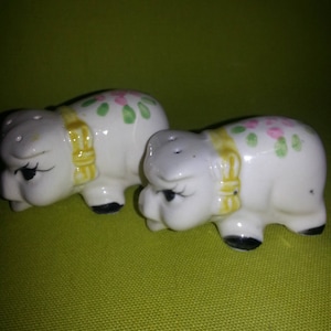 Pig Salt and Pepper Shakers - Ceramic