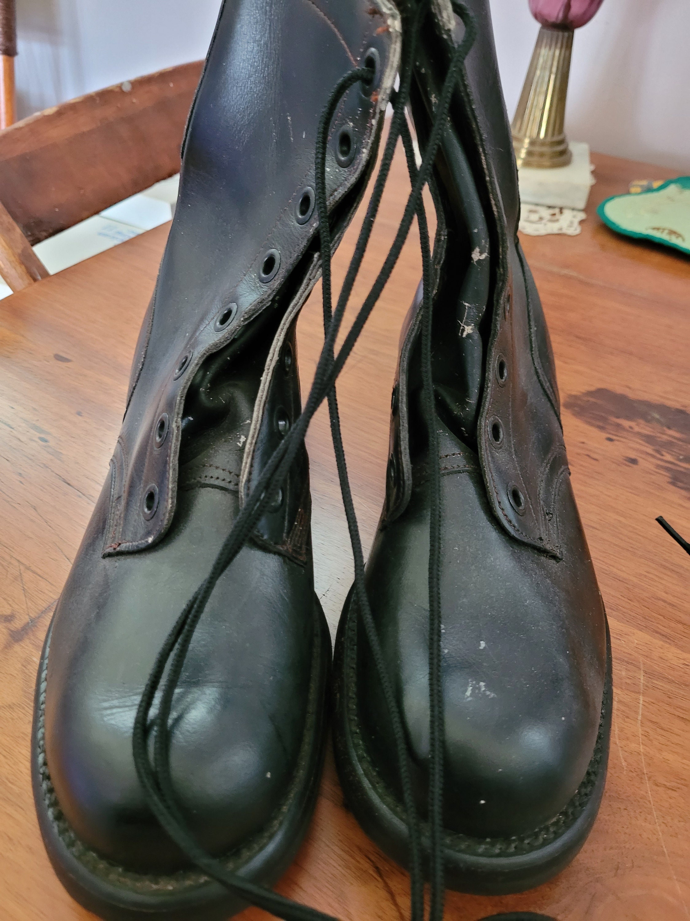 Scarpe Calzature uomo Stivali Stivali da lavoro e anfibi Carolina Shoe Co US Army Issue High Black Boots w /Laces 