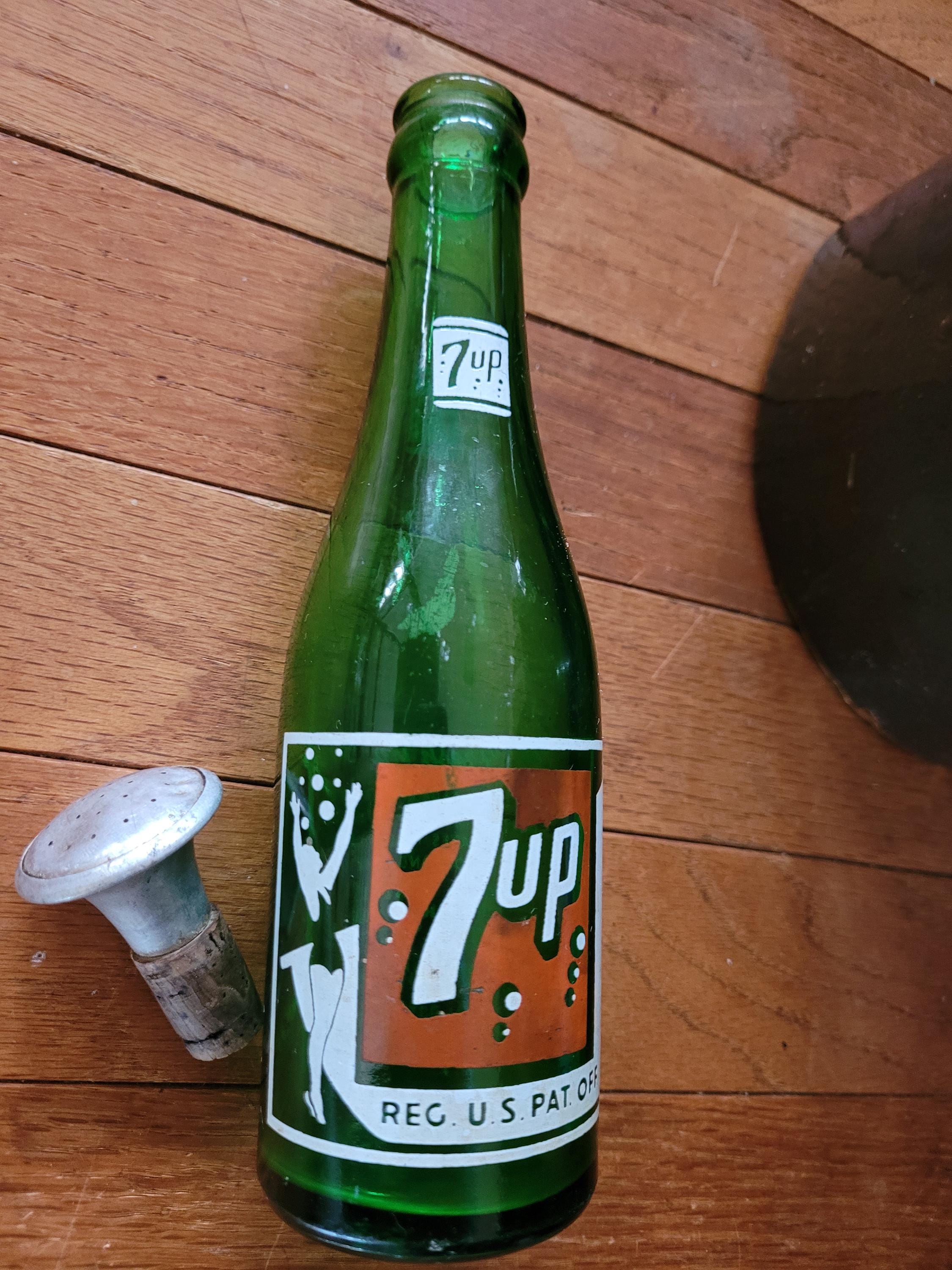 Old 7up Seven Up Bottle From 1949 Chicago With Original Cap