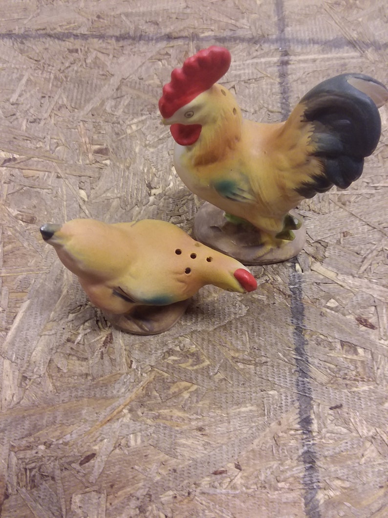 Vintage Rooster /& Hen SaltPepper Set Japan