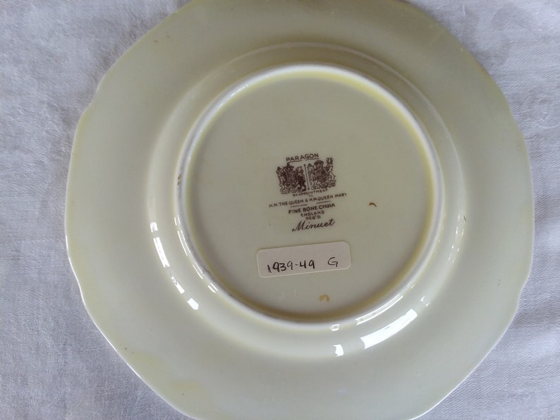 Vintage Paragon Minuet Fine Bone China Bread /& Butter Plate