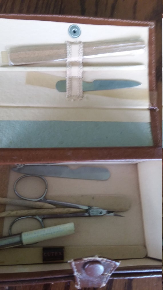 Manicure Case w/Contents & Lint Brush - image 1