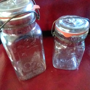 Słoiki Queen Canning Jar – kwarta i pinta – antyczne tłoczenie – zestaw 2 szt.