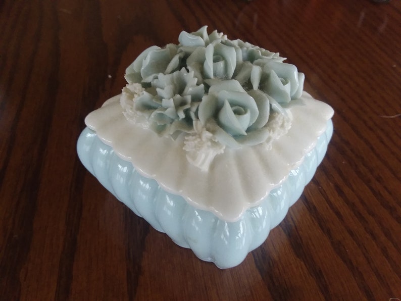Vintage Floral Relief China Vanity BoxTrinket Box