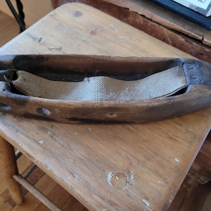 Wooden Weaving Boat Shuttle - Primitive