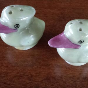 Lusterware Kingfisher Bird Salt & Pepper Shakers Japan
