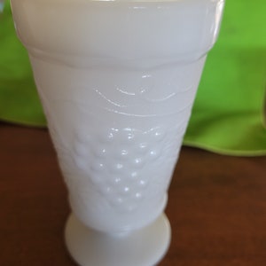 Copa de leche con base de vidrio Anchor Hocking - Diseño de uva - Juego de 11
