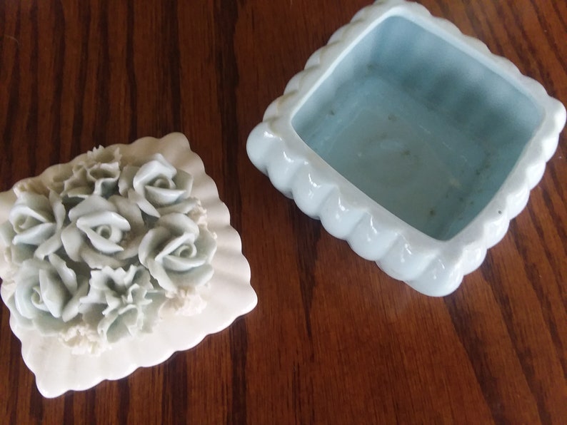 Vintage Floral Relief China Vanity BoxTrinket Box