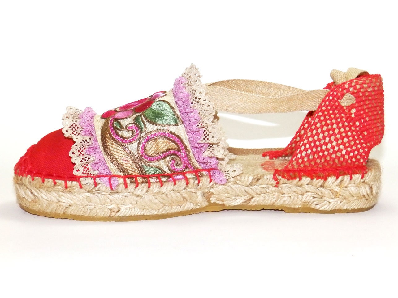 Platform red espadrilles with embroidered flowers and lace | Etsy